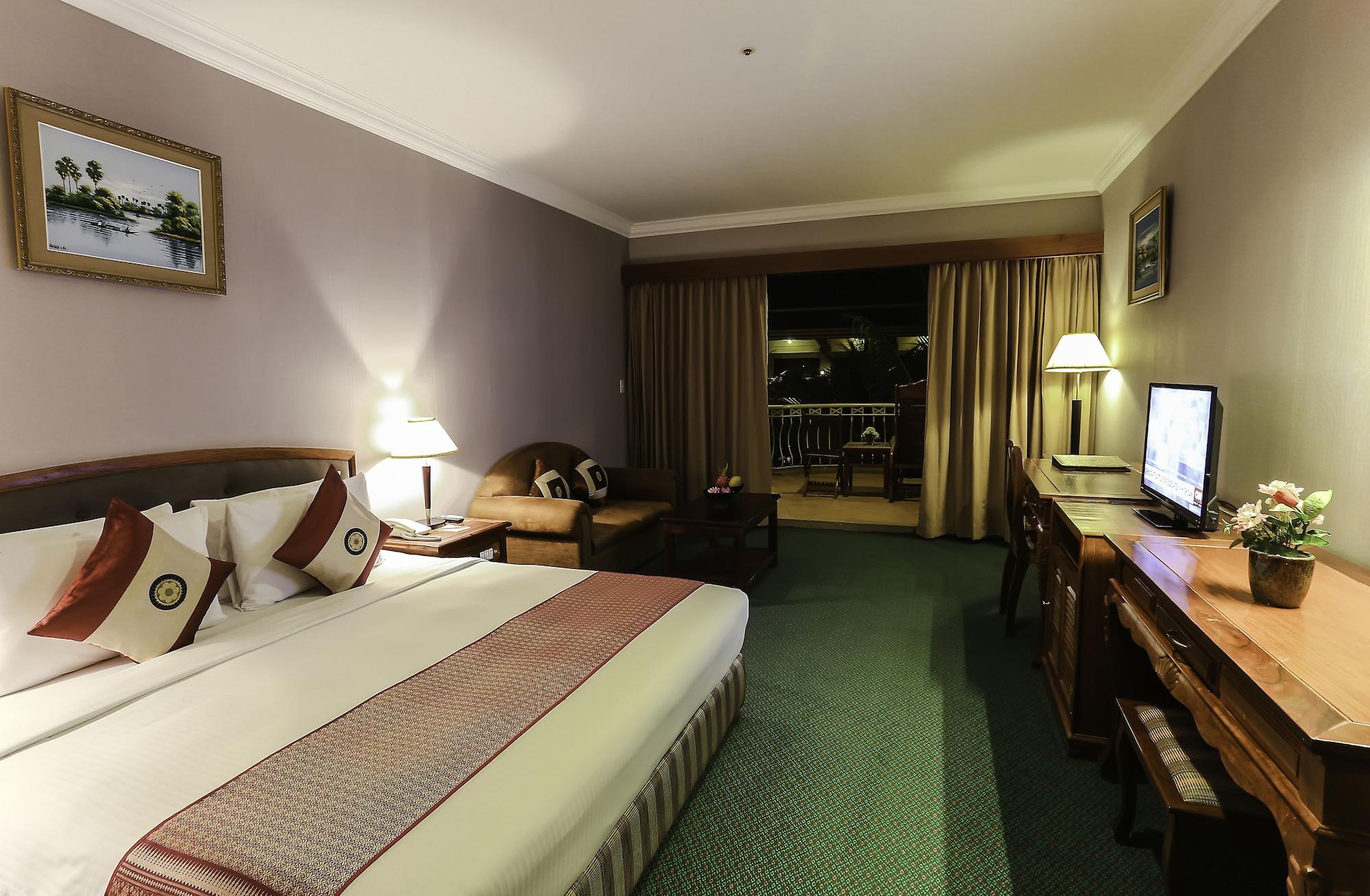 Angkor Howard Hotel Siem Reap Exterior photo