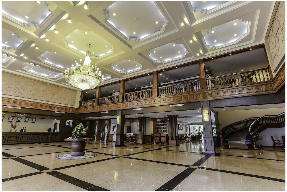 Angkor Howard Hotel Siem Reap Exterior photo