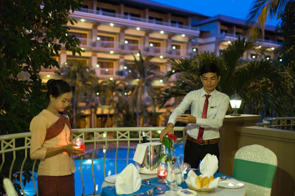 Angkor Howard Hotel Siem Reap Exterior photo